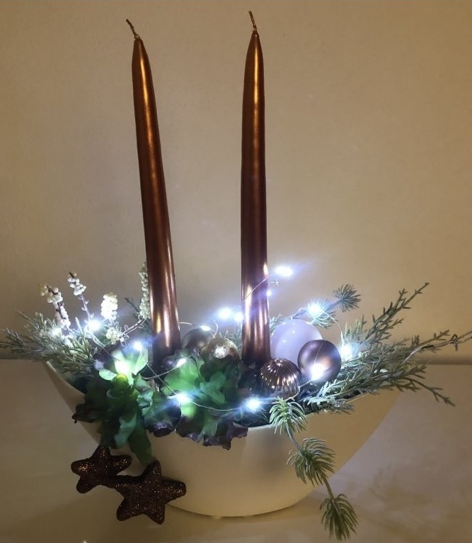 Adventní věnec na čajové svíčky červený